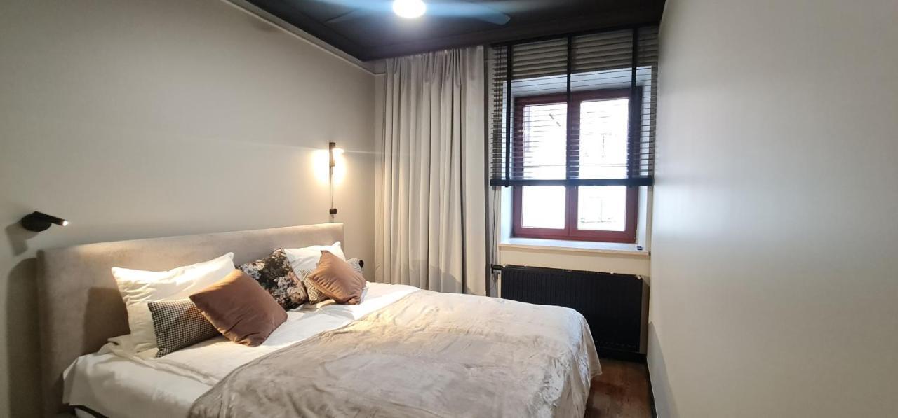 Apartment Entu Odrzanska Wroclaw