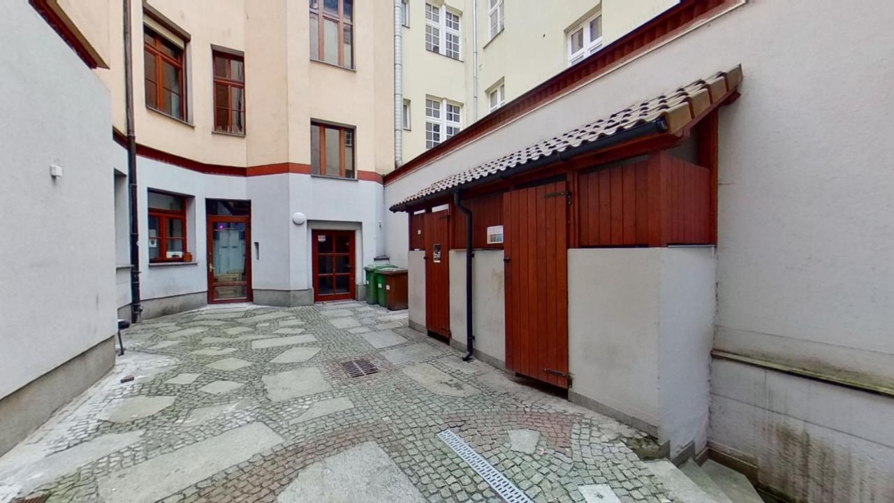 Entu Odrzanska